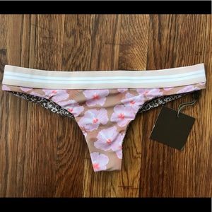 BNWT Acacia Jaipur Elastic Bottom - Capsule Mahalo